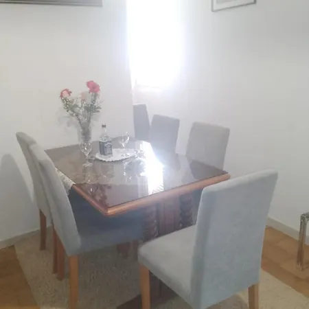 Apartment Apartman Melvan