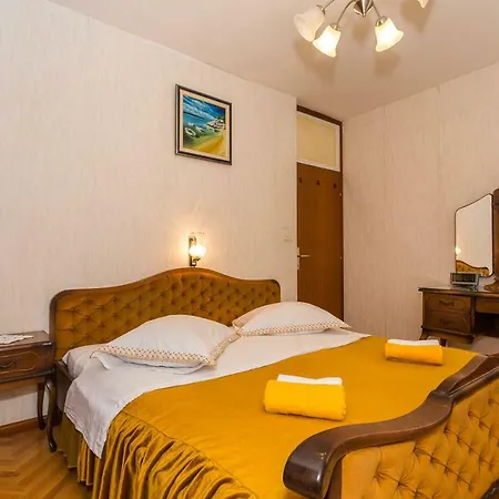 Apartment Apartman Melvan Split